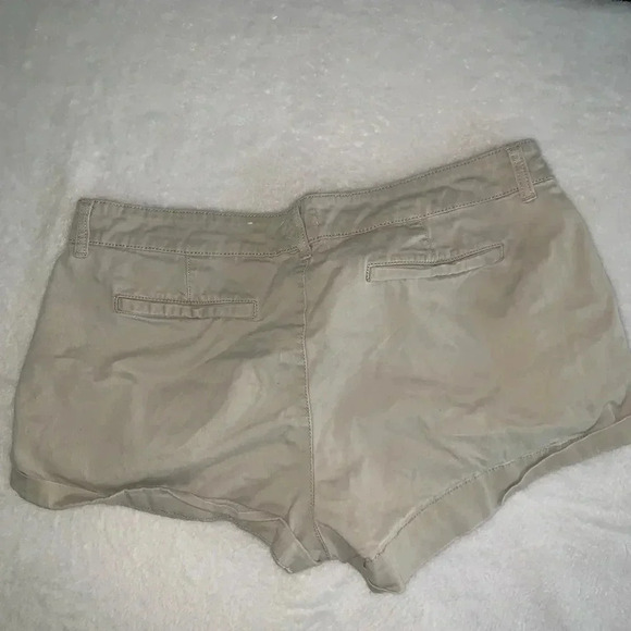 Khaki Shorts - Picture 3 of 3